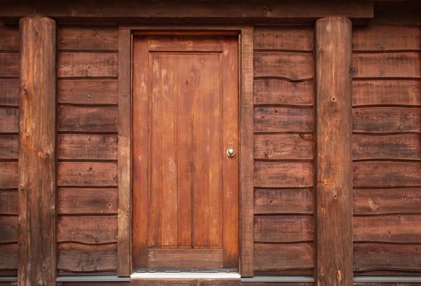 Log Cabin Siding Installation in Chico