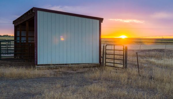 Pole Building Siding Service in Chico